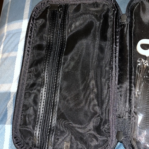 NWOT! Basics brand toiletry Bag with 6 manicure tools. - Picture 2 of 7